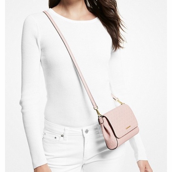 Michael Kors purse - Picture 2 of 9